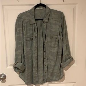 Woman’s Camo button up
